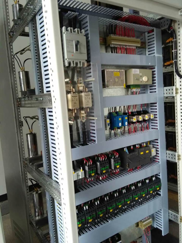 威美電除霧器電源采用西門子PLC自動(dòng)控制噴淋